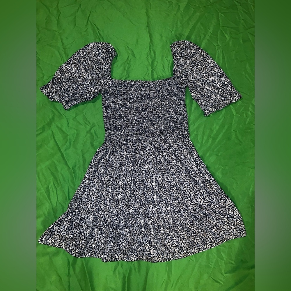 Wilfred Navy and White Floral Babydoll Dress size Medium